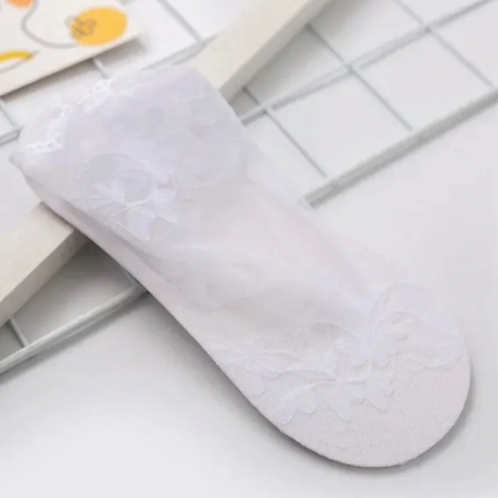 White Invisible Socks - Picture 1 of 6
